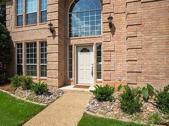 3rd image of 5054 Highland Meadow Dr