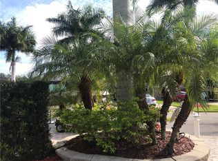 260 NW Hazard Way, Port Saint Lucie, FL 34986