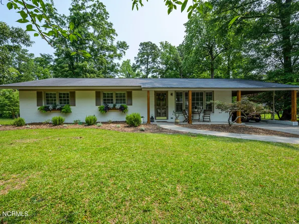 3402 Windsor Drive, Trent Woods, NC 28562