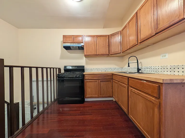 6027 S Morgan St — Photo 8