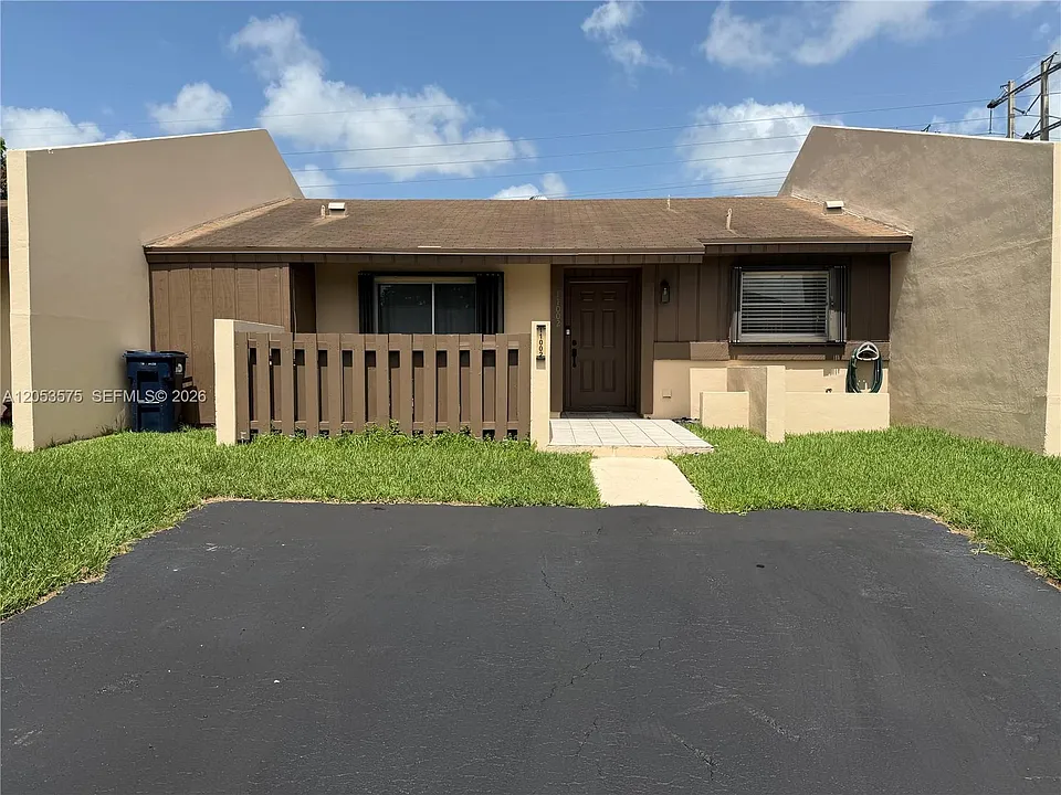 11002 SW 125th Ct