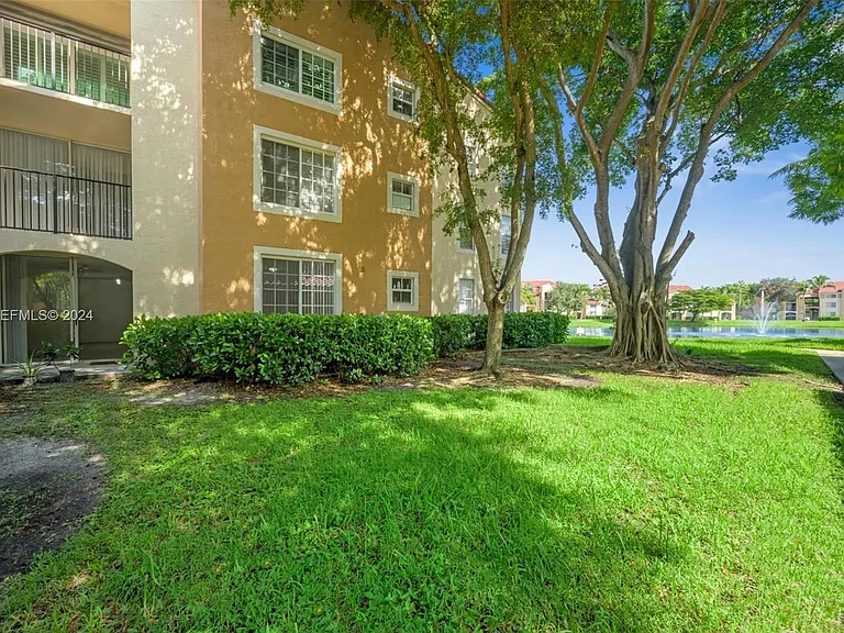 2173 Renaissance Blvd — Photo 13