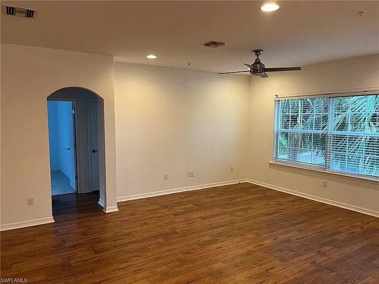 23420 Alamanda Dr #202 — Photo 8