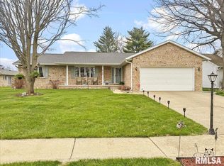 2105 Stockton Dr, Springfield, IL 62703