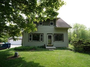 309 Cedar Beach Rd, Belgium, WI 53004