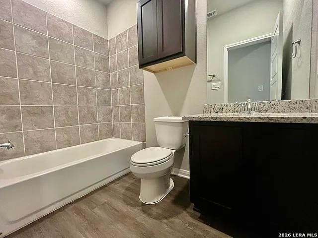 3406 Lindsay Ln — Photo 7