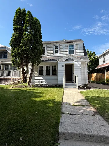 8308 Gridley Ave Photo 1