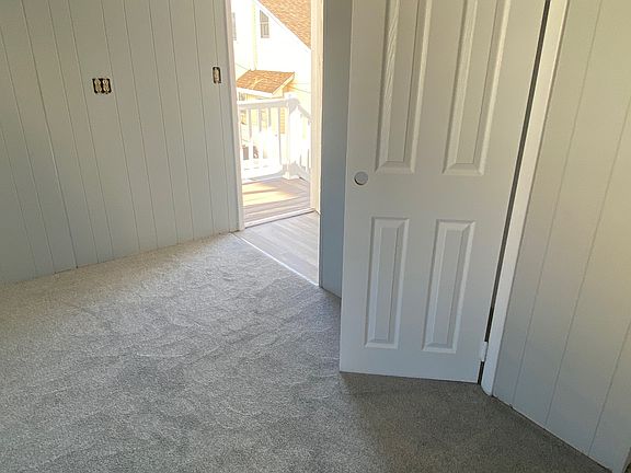 2nd image of 226 E Cresse Ave APT 4