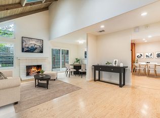 10097 Lamplighter Sq, Cupertino, CA 95014