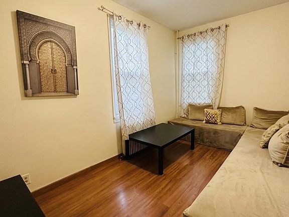 2nd image of 36 W 54th St #2-F