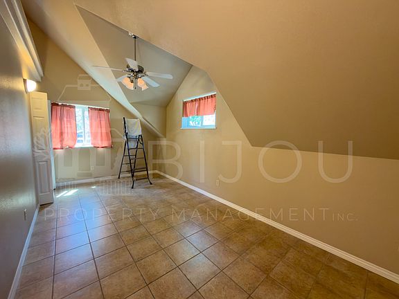 5th image of 528 E Bijou St APT B