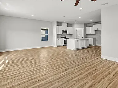 5583 Clarity St — Photo 10