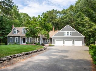 23 N Shore Rd, Hampton, NH 03842