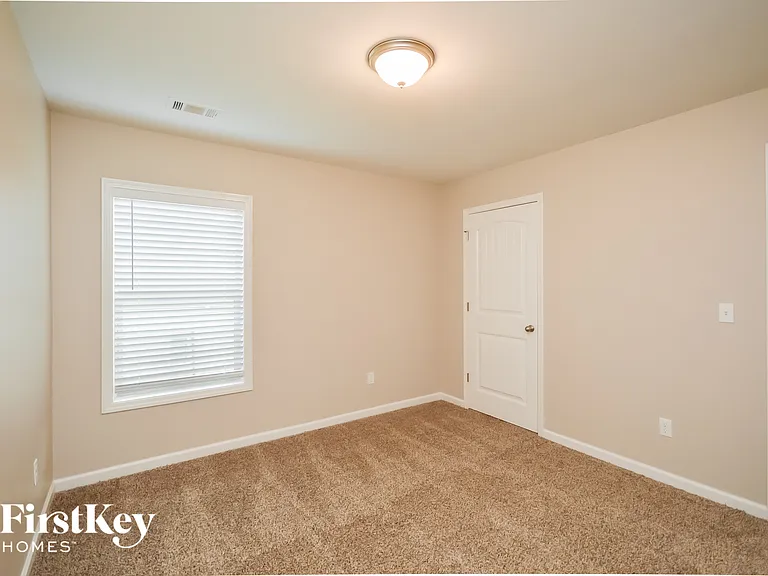 1983 Windsor Creek Dr SW — Photo 12
