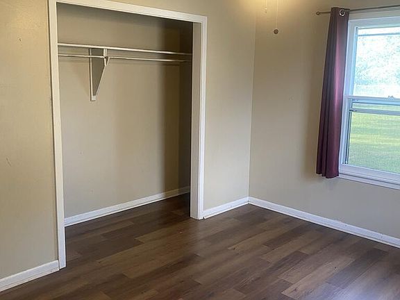 4th image of 512 Milton St