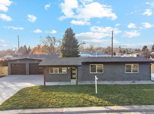 1701 S Carr St, Lakewood, CO 80232