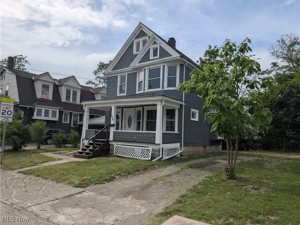 908 W 8th St, Lorain, OH 44052