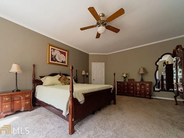 1525 New Hope Rd — Photo 3