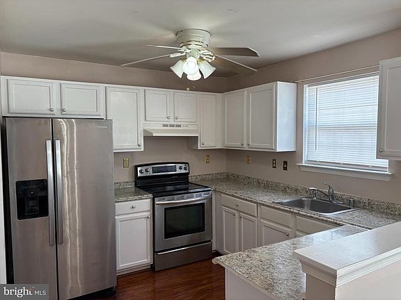 5th image of 384 Braddock Rd