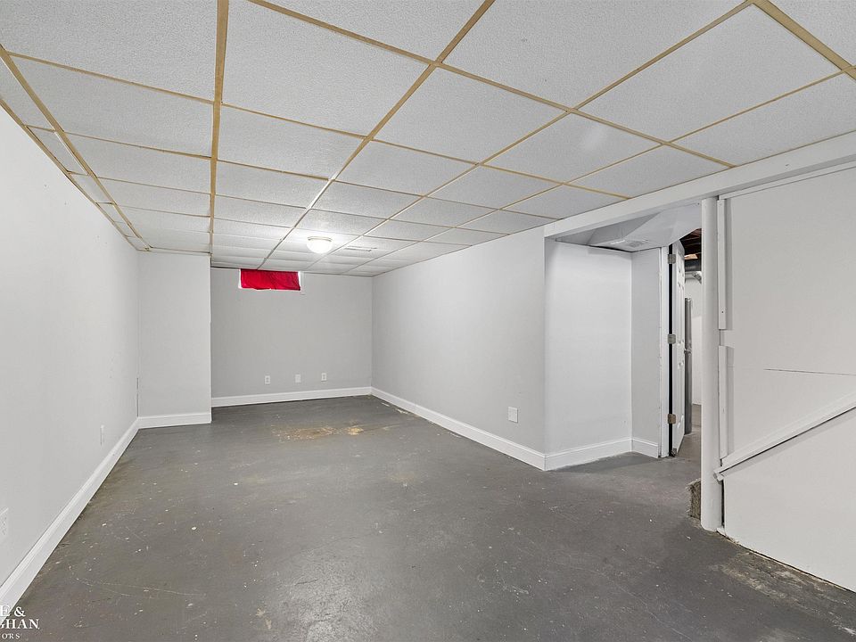 23332 Beverly St, photo 23