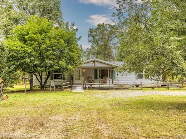 5615 Curnalia Trl, Roscommon, MI 48653