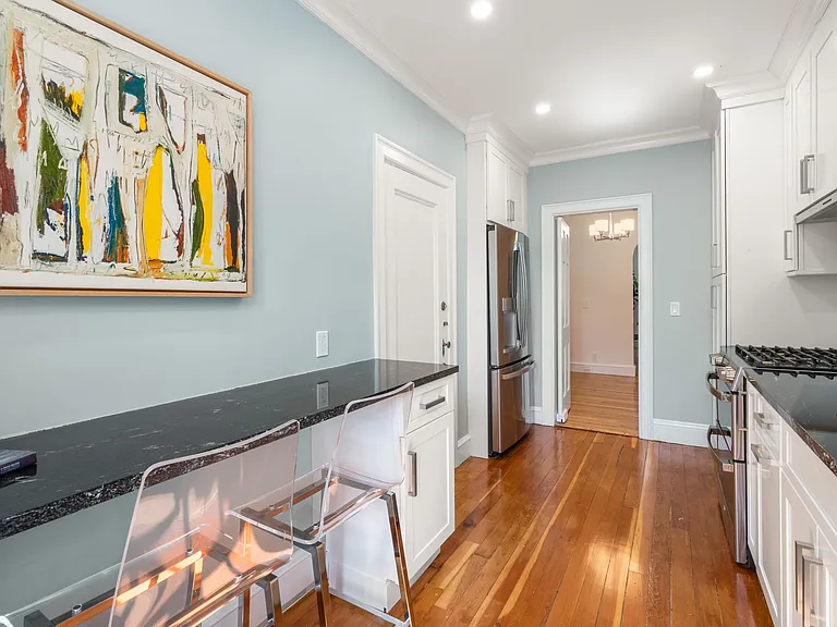 15 Monmouth Ct #5 — Photo 7
