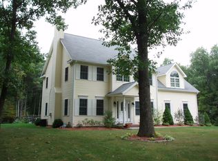 17 Cooley Rd, North Granby, CT 06060