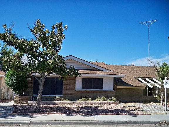 5th image of 426 Gardenia Cir