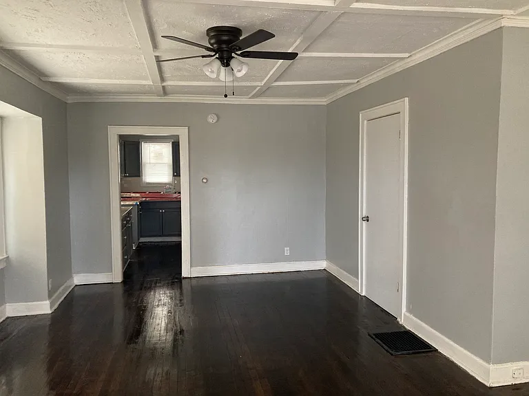 6638 Wabash Ave — Photo 15