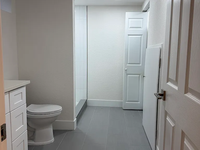 738 Geneva St — Photo 2