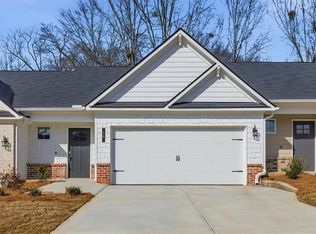 20 Silver Leaf Ln, Dawsonville, GA 30534