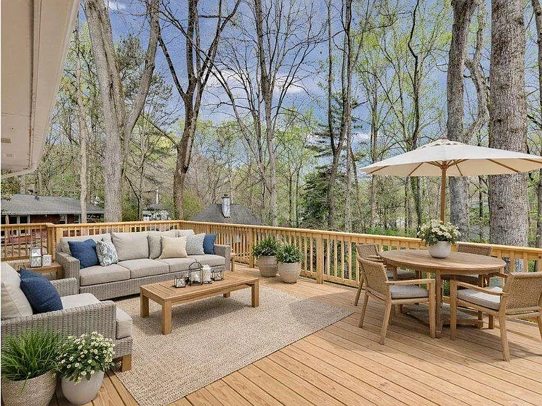 2774 Overlook Dr NE — Photo 21