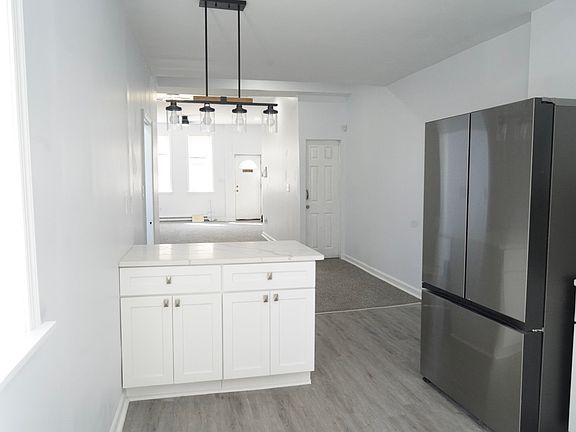 3rd image of 2025 N 32nd St #1