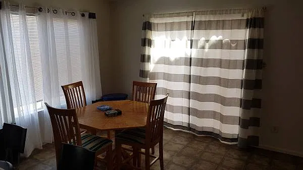4 bed, 2012 sqft, $1,100 — Photo 4