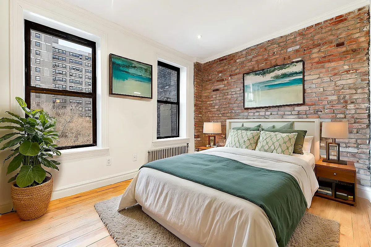 Building Photo - 37 Orchard St #5