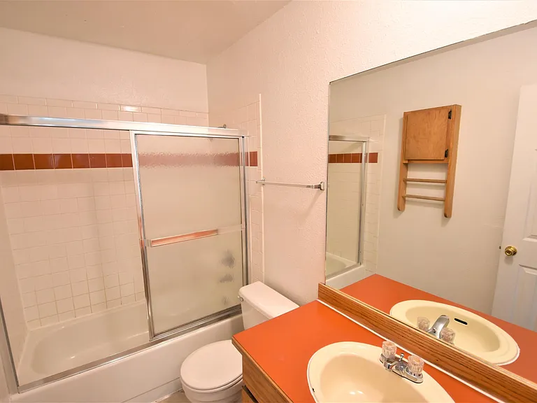 2156 Grove St — Photo 14