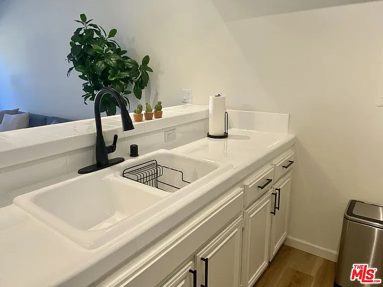 1655 E Palm Canyon Dr #318 — Photo 11