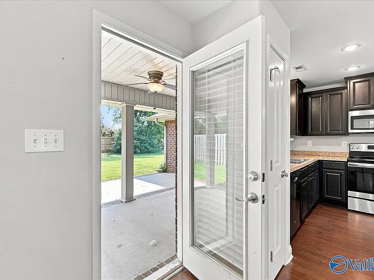 5015 Montauk Trl SE — Photo 30