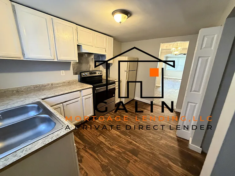 1416 Chester St — Photo 3