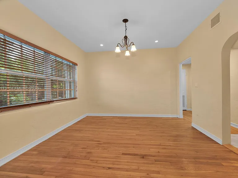 46 Montilla Ave #46 — Photo 41