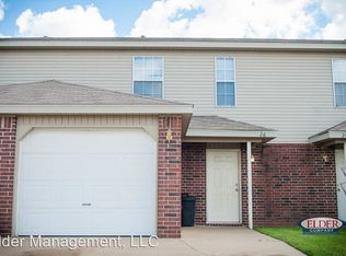 423 S Hunter St, Farmington, AR 72730