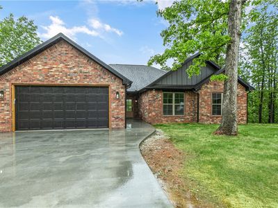 4 N Webbly Ln, Bella Vista, AR, 72714
