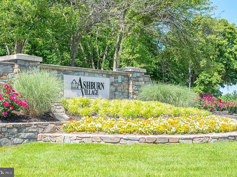 44054 Gala Cir — Photo 30