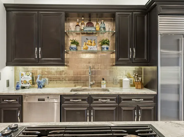 2828 Hood St APT 1208, Dallas, TX 75219