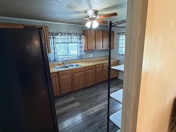 623 McVey Rd, Tazewell, TN 37879