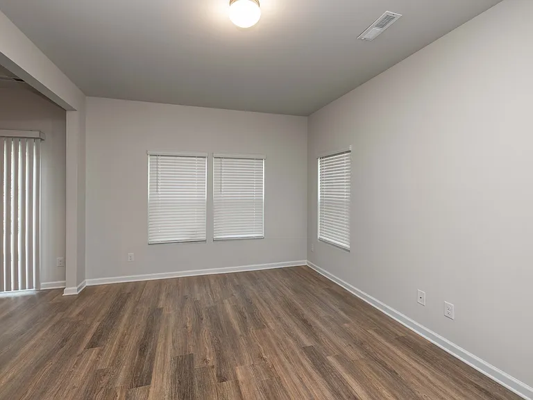 142 S Bell Ave #1 — Photo 9