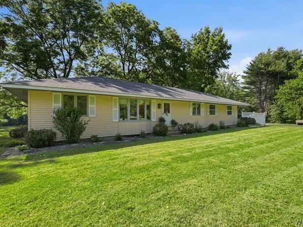 14704 Aldrich Street Ext, Gowanda, NY 14070