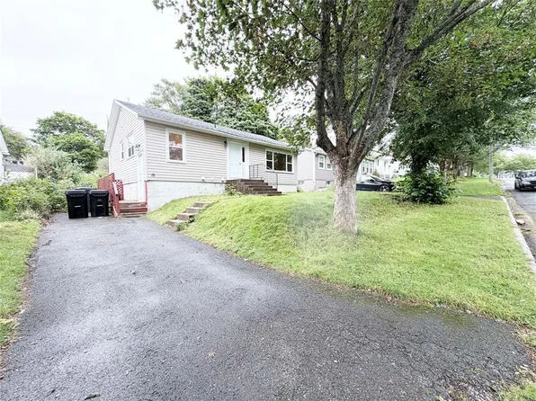16 Burke Place, St.John's, NL A1B3H1