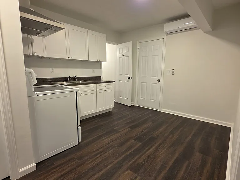 1818 Oakland Pointe — Photo 8