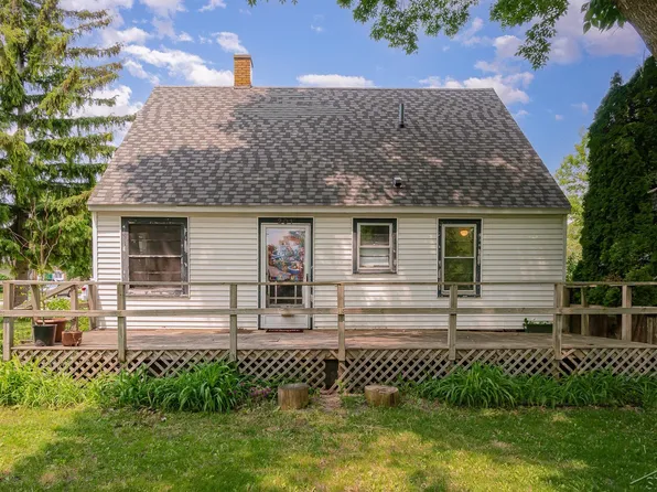 201 Kirby St, Bay City, MI 48706